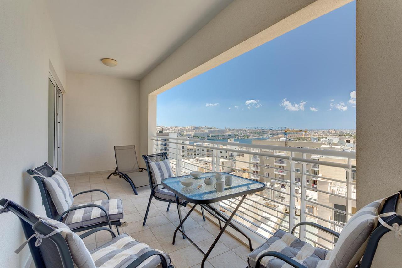Luxury Apartment Inc Pool & Views Sliema Esterno foto