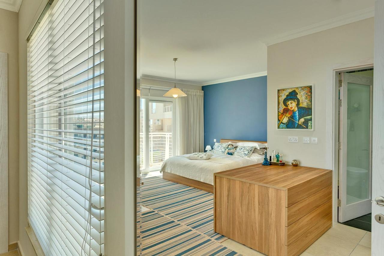 Luxury Apartment Inc Pool & Views Sliema Esterno foto