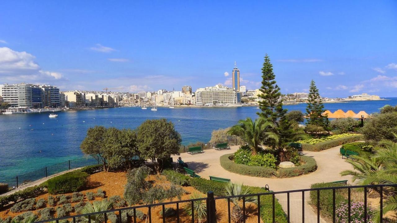 Luxury Apartment Inc Pool & Views Sliema Esterno foto